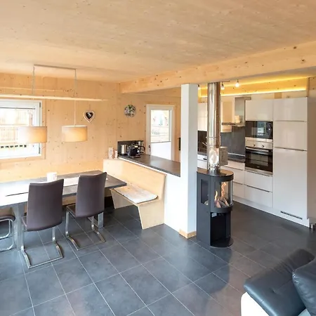 Aron Kreischberg 10a Chalet *